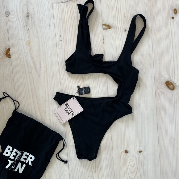 BetterTan One Piece Swimsuit Better Tan - Picture 5 of 8